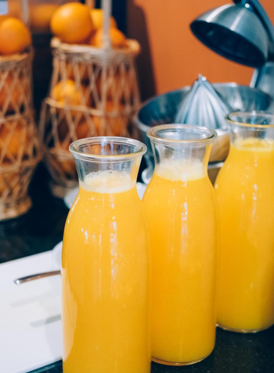 Orange Hotel La Louvière Екстериор снимка